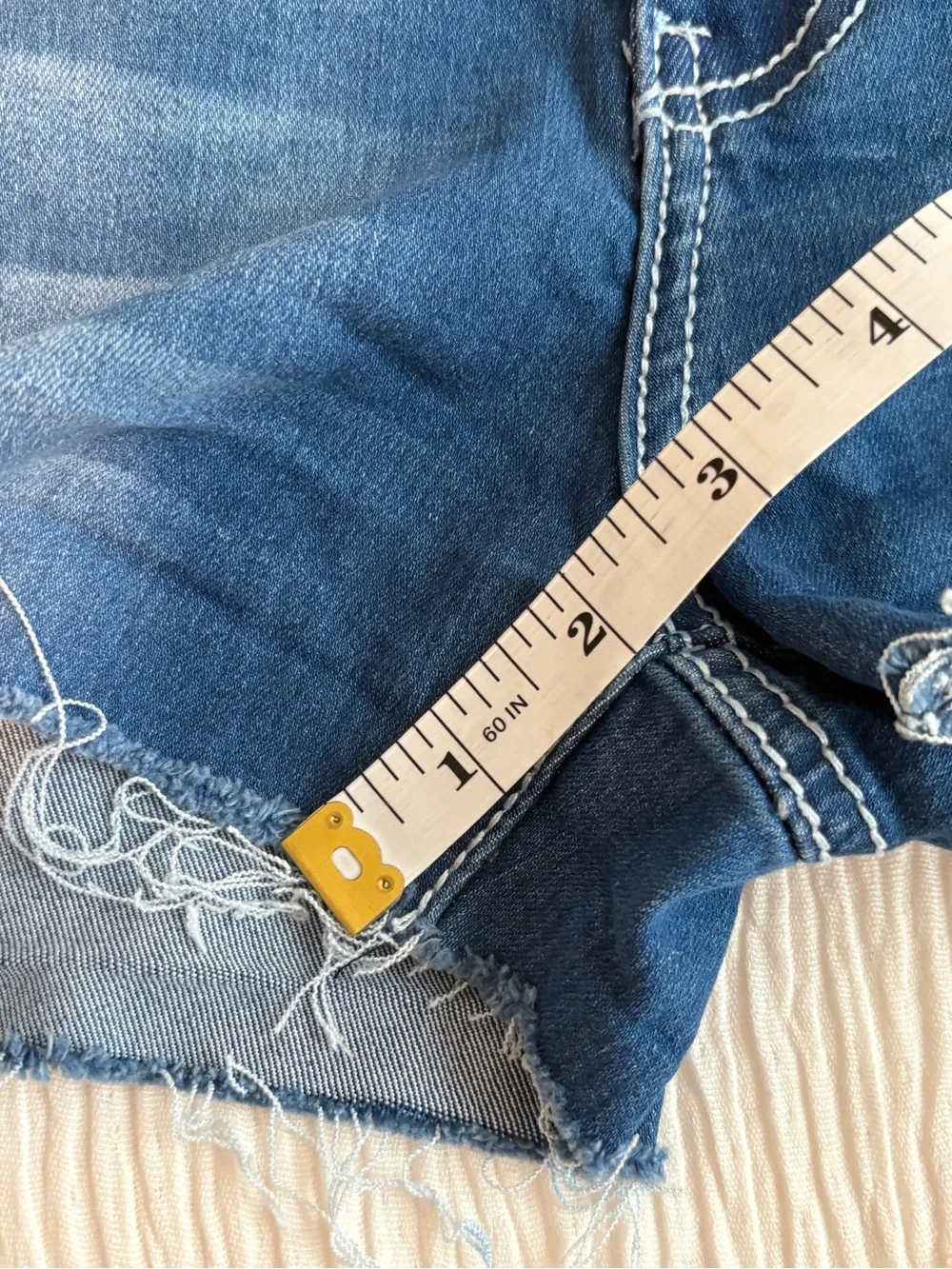 H&Y Fashion Y2K Cutoff Denim Shorts Embroidered Winged Dreamcatcher McBling 3/4 - Picture 5 of 7